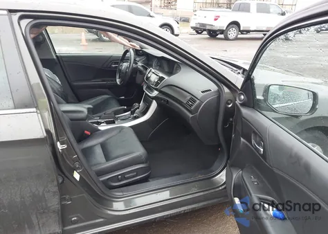 2015 Honda Accord Ex-L z USA, uszkodzony, nr VIN 1HGCR2F86FA069548